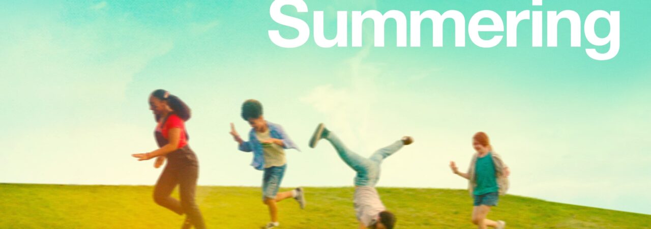 Poster of Summering